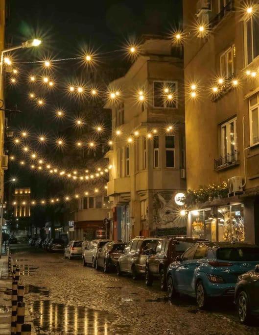 Family Friendly Downtown Apart София Экстерьер фото